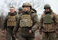 Максималният период на служба е една годинаУкрайна започна днес да