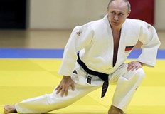 Международната федерация по джудо се разграничи от руския президент Владимир