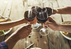 Близо 1500 русенци празнуват имен ден на 1 февруари когато православната църква