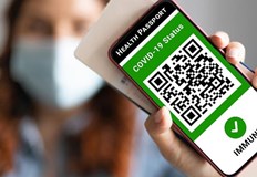 Позициите си сблъскаха пред епидемиологът д р Христина Бацелова и Диян