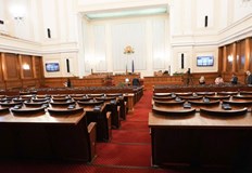 На него трябва да бъдат гласувани персонални промени в правителствотоПравителството