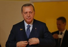 Пуснал пост в социалните мрежи че е подготвил голямо количество сладки