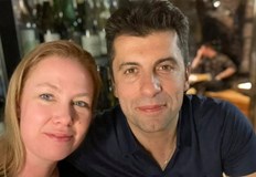 Съпругата на премиера Кирил Петков се похвали с документ от