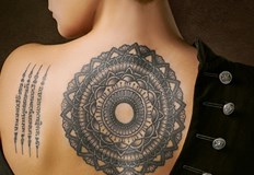 Малко над един милион българи имат татуировки показва проучване на