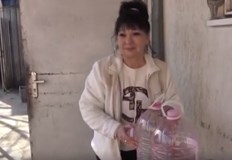 Куриозен случай в ПловдивРакия бутилирана като минерална вода откриха в