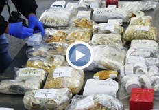 Митничари с рекордно количество задържани нелегални бижутаНад 10 пъти се