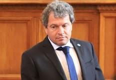 Има твърде много държавни музеи трябва да видим къде може