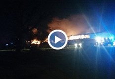 Голям пожар във великотърновското село Шереметя пламнала е жовотновъдна