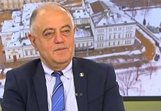 Трябва да станат ясни тези които й помагат у нас