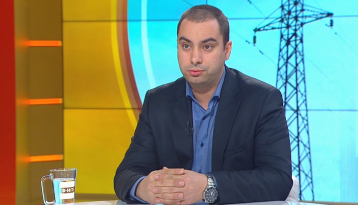 Според депутата от ПП въвеждането на режим на уличното осветление категорично е пиар акция Според депутата от ПП въвеждането на режим на уличното осветление категорично е пиар акция