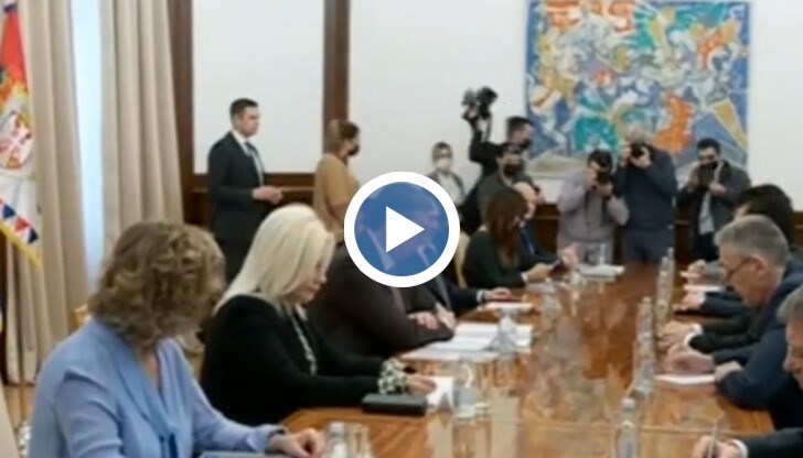 Очаква се във фокуса на разговорите да са темите за европейската интеграция на Сърбия и региона на Западните Балкани, двустранните отношения, енергийното сътрудничество, инфраструктурата