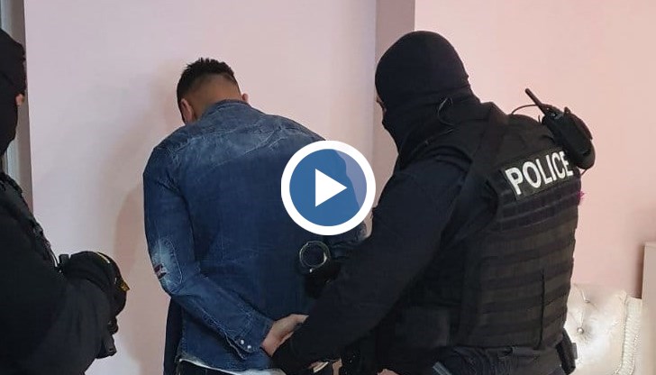 Членовете на групата твърдели, че са представители на големи турски и германски банки. Убеждавали различни хора, че ще им уредят банкови кредити в размер от 100 000 до 40 000 000 евро за са подпомогнат бизнеса си