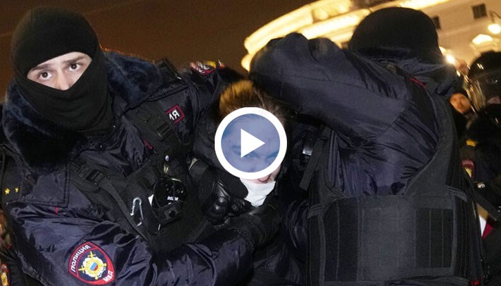 Демонстрации срещу инвазията в Украйна имаше в три големи града