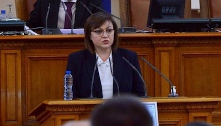 Прекратяваме с практиката да се пускат фирми, приближени до партии да секат безнаказано и безконтролно, заяви вицепремиерът от парламентарната трибуна Прекратяваме с практиката да се пускат фирми, приближени до партии да секат безнаказано и безконтролно, заяви вицепремиерът от парламентарната трибуна