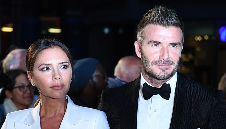 "За съжаление съм женен за човек, който яде едно и също през последните 25 години. Откакто я срещнах, тя яде само риба на скара, зеленчуци на пара, много рядко ще се отклони от това.", разкри Дейвид Бекъм