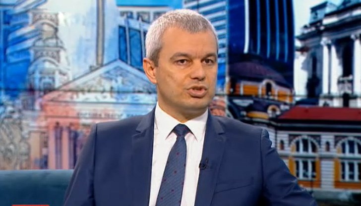 Управлението е куклено шоу, допълни лидерът на "Възраждане" Управлението е куклено шоу, допълни лидерът на "Възраждане"