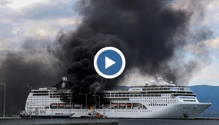 На борда са били 33 български камиона