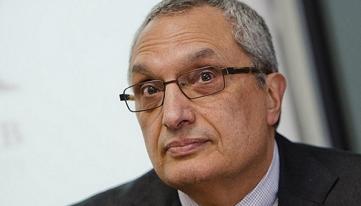 Костов призова критиците на управлението да замълчат и да дадат поне 100 дни толеранс на новата власт Костов призова критиците на управлението да замълчат и да дадат поне 100 дни толеранс на новата власт