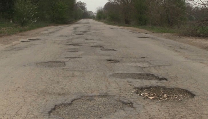 Над 60 от тях са планирани за ремонт още през тази година