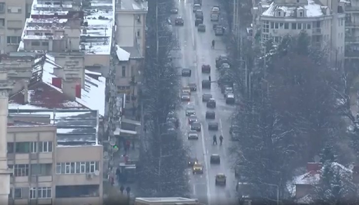 Русенци са свикнали да дишат мръсен въздух. Някои вече се примиряват с това Русенци са свикнали да дишат мръсен въздух. Някои вече се примиряват с това