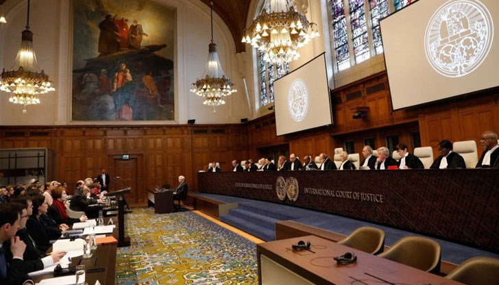 Според Зеленски Русия манипулира понятието "геноцид", за да оправдае агресията си Според Зеленски Русия манипулира понятието "геноцид", за да оправдае агресията си