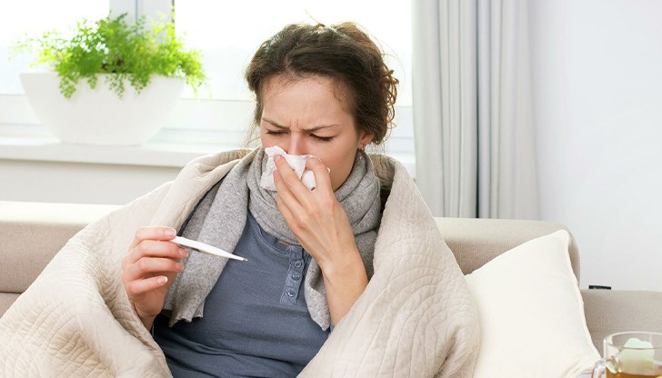 Най-сигурният начин за различаване на грип от ковид-инфекция е тестът за Ковид-19, припомнят медиците