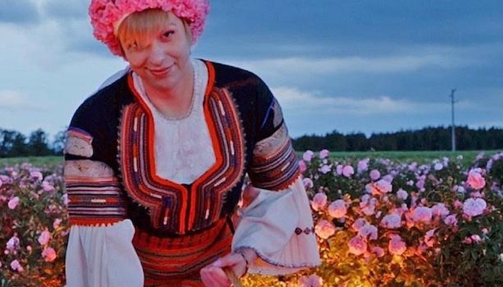 Някои от критиците на творбите дори определиха работата на младия художник като „подмяна на изкуството“