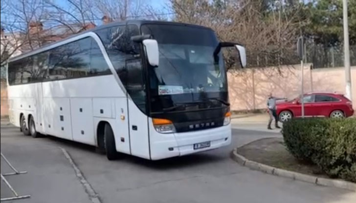 Строят се укрепления на входа на града Строят се укрепления на входа на града