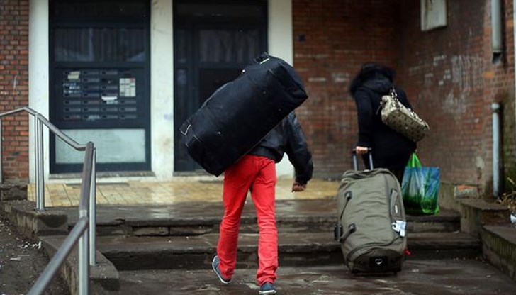 Те нямат здравни осигуровки и образование и не са интегрирани