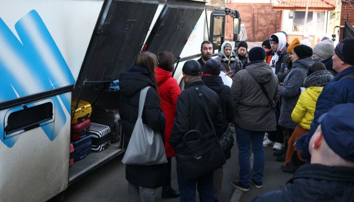 В него за Варна заминаха 47 души - български и украински граждани, включително и четирима италианци