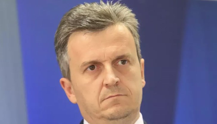 "Това, което знам е, че не е била умишлена грешката за цената на газа", коментира Кирил Петков "Това, което знам е, че не е била умишлена грешката за цената на газа", коментира Кирил Петков