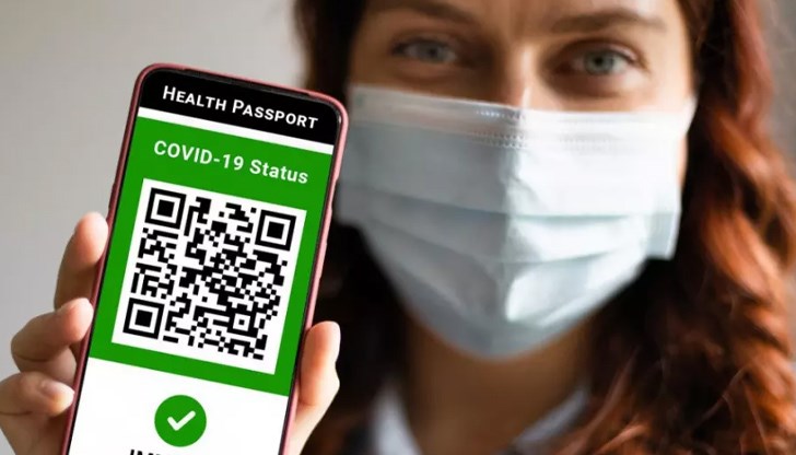 Мненията за полезността от зеления сертификат са противоречиви дори и сред медицинските експерти