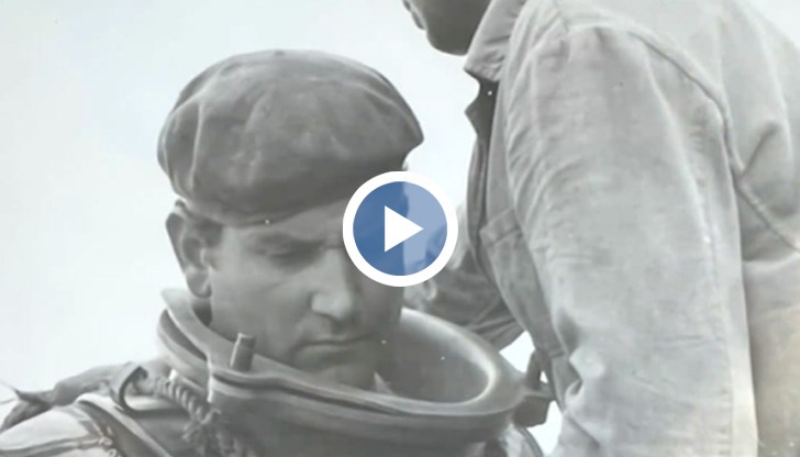 Мнозина отдават младоликостта му на дългия престой в солена вода