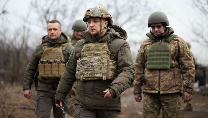 Те трябва да са между 18 и 60-годишна възраст Те трябва да са между 18 и 60-годишна възраст