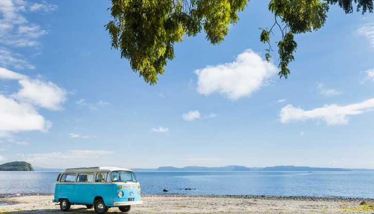 Две метеорологични станции от противоположни страни на света измериха тази температура точно в този час Две метеорологични станции от противоположни страни на света измериха тази температура точно в този час