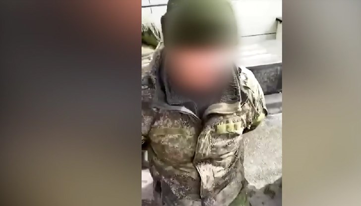 В едно от видеата мъж, за който се твърди, че е руски войник, се свързва с роднините си, за да им каже къде е и как е. В друго видео друг войник, за който се твърди, че е пленник, се обръща към семейството си
