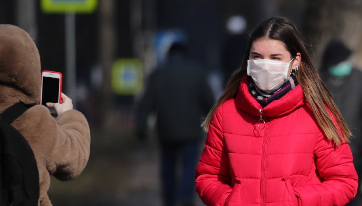 Първо - към вируса не се създава траен имунитет нито след преболедуване, нито след ваксина Първо - към вируса не се създава траен имунитет нито след преболедуване, нито след ваксина