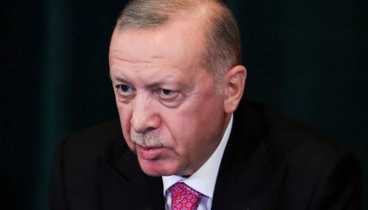 Турският президент призова  страните в украинската криза да се придържат към здравия разум и международното право след последните стъпки на Русия