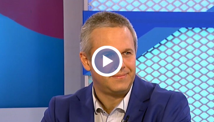 Все повече българи предпочитат да си свършат работата чрез интернет, но има и такива, които по различни причини са принудени да ходят на гише и да се редят на опашки