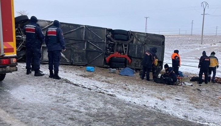 Петима души загинаха, а 26 са ранени