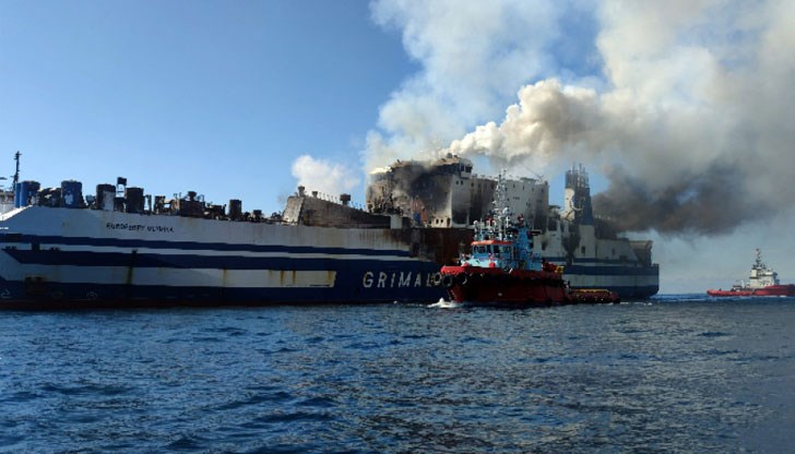 През последните часове пожарникари са открили тялото на един от пътниците През последните часове пожарникари са открили тялото на един от пътниците