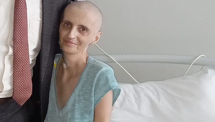 "Надявам се с ваша помощ съвсем скоро да изляза от този Ад и да се завърна в Рая (при децата си). Единствената ми мечта е да бъда здрава", споделя Нурфет "Надявам се с ваша помощ съвсем скоро да изляза от този Ад и да се завърна в Рая (при децата си). Единствената ми мечта е да бъда здрава", споделя Нурфет