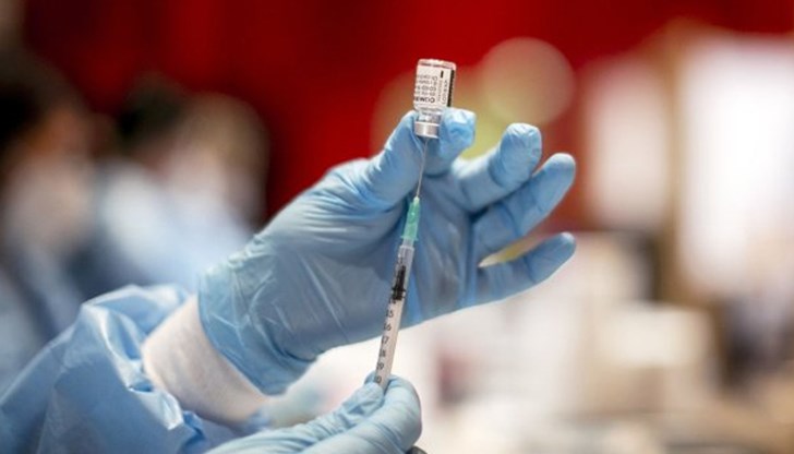 Улесняват достъпа на възрастните хора до ваксини срещу Ковид-19 в Русенско