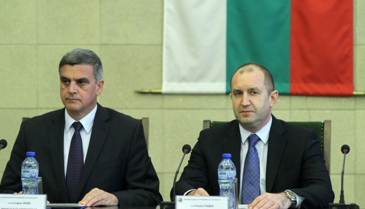 През миналата седмица министърът на отбраната Стефан Янев призна, че струпването на руски войски по границата с Украйна заплашва и българската национална сигурност