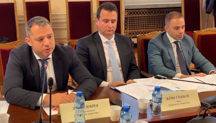 Стигна се до скандал между представителите на "Продължаваме промяната" и тези на ГЕРБ