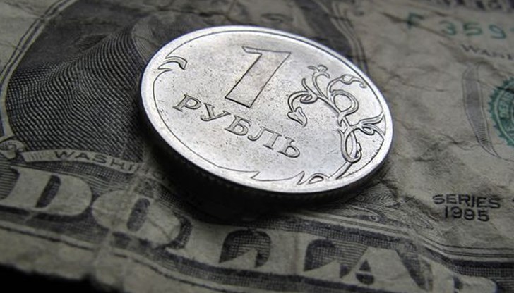 Това става след като световните сили наложиха нови, по-строги санкции на Москва заради инвазията й в Украйна Това става след като световните сили наложиха нови, по-строги санкции на Москва заради инвазията й в Украйна