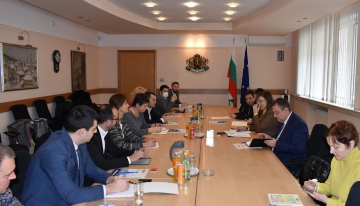 Българските граждани трябва да са напълно спокойни за доставките на