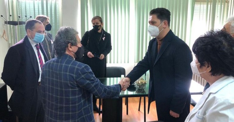 Средствата за него са по оперативна програма за развитиеМинистърът на