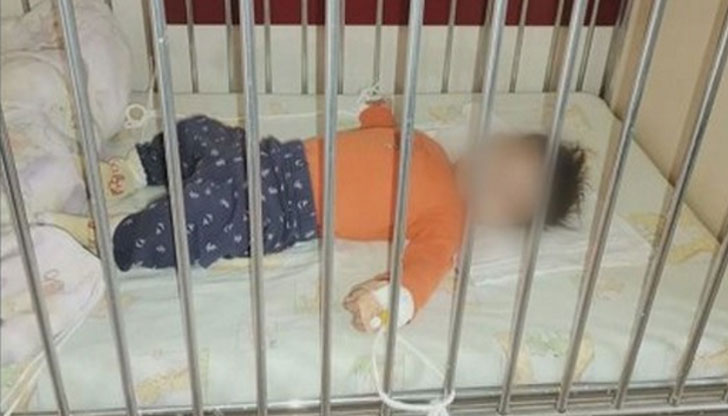 Още разкази от майки за вързани бебета в Сливенската болница.Започнаха