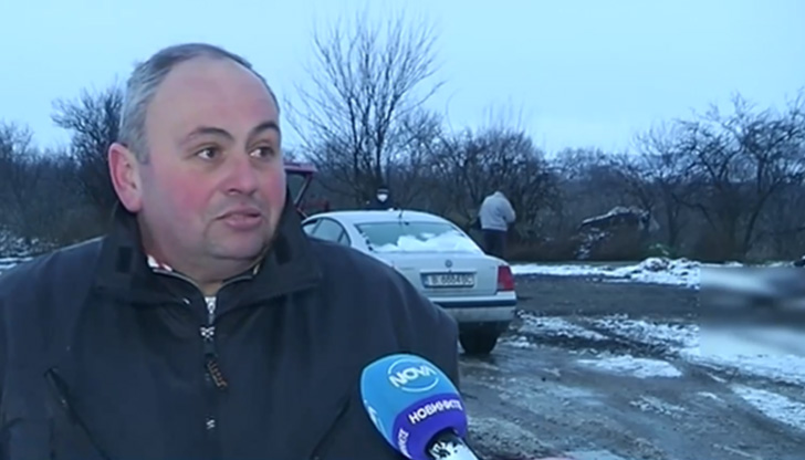 Собственик на ферма в село Белоградец се оплака, че две